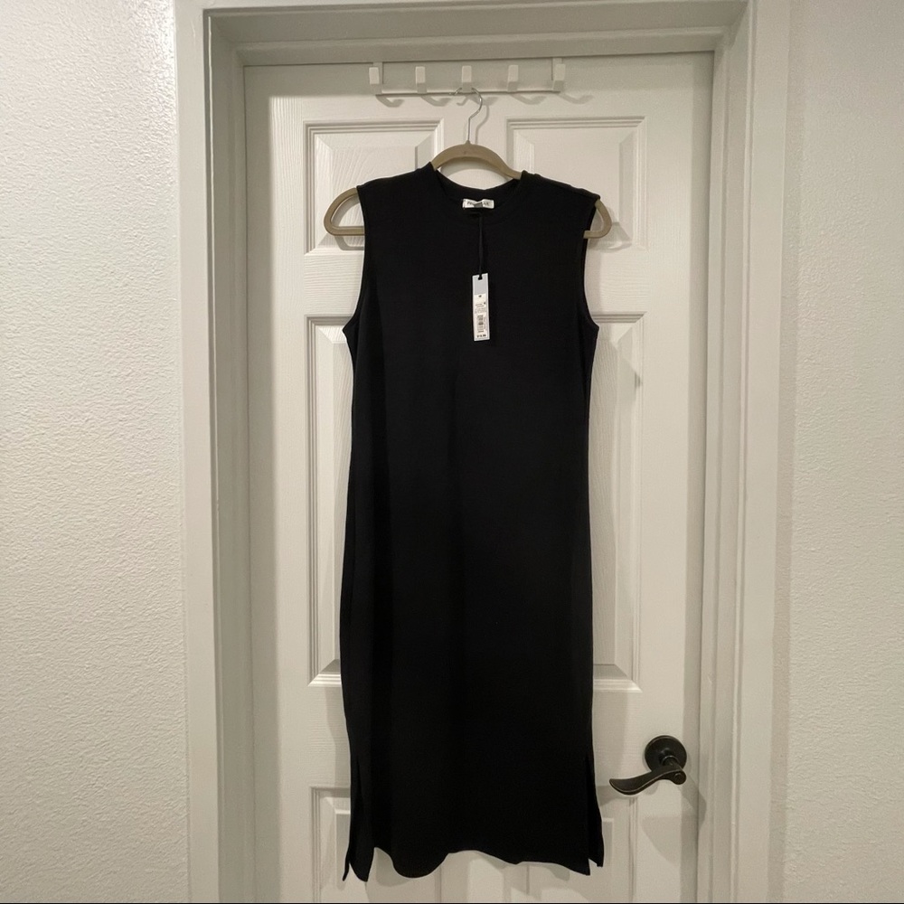 Black prologue dress